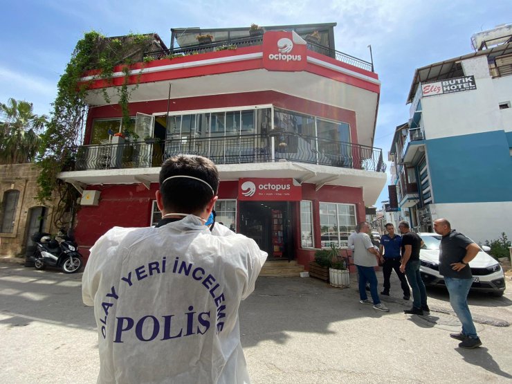 İşyerini temizlerken fenalaşıp öldü