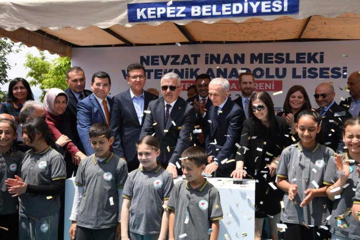 Antalyalı hayırseverden Kepez'e meslek lisesi