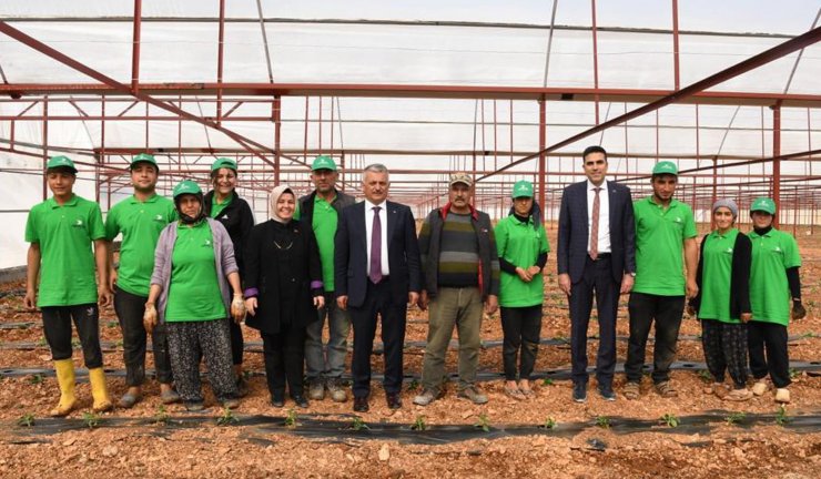 Vali Yazıcı: Antalya, önemli bir üretim üssü