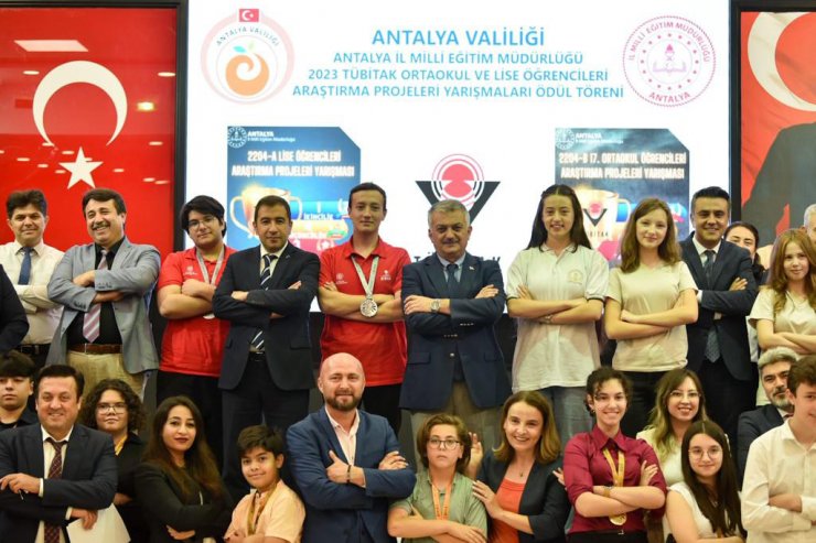 Vali Yazıcı: Antalya olarak gururlanıyoruz