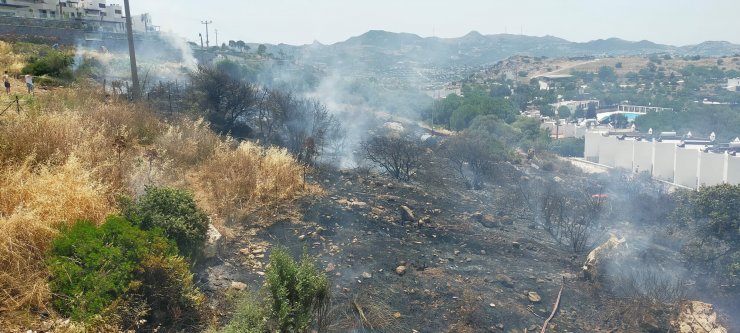 Bodrum'da makilik yangınına milli ve yerli helikopter Nefes'le müdahale