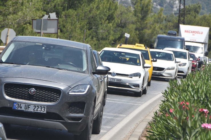 Bodrum'a 48 saatte 35 binden fazla araç giriş yaptı