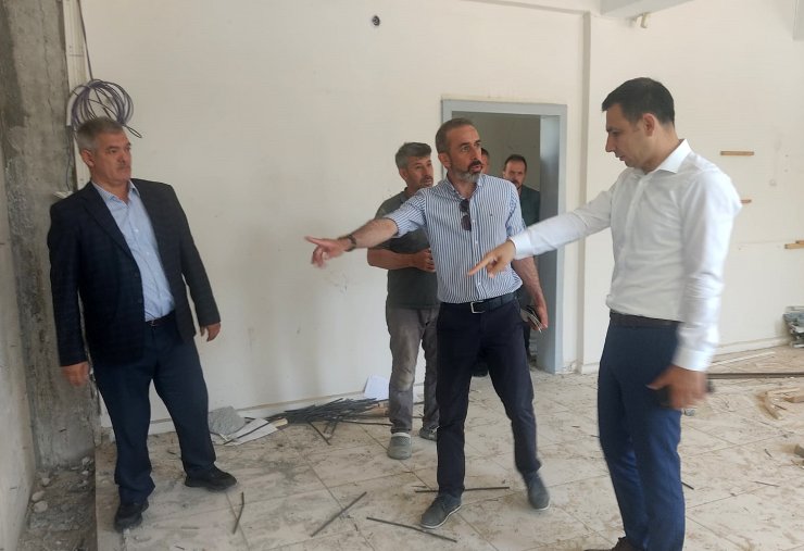 Kaymakam okullardaki güçlendirme çalışmalarını inceledi