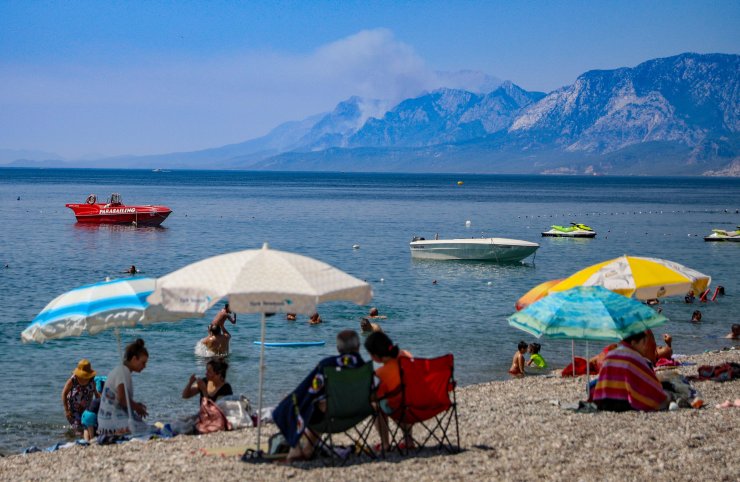 Kemer'deki orman yangını 3'üncü gününde (2)