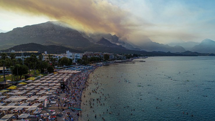 Kemer'deki orman yangını 3'üncü gününde (6)