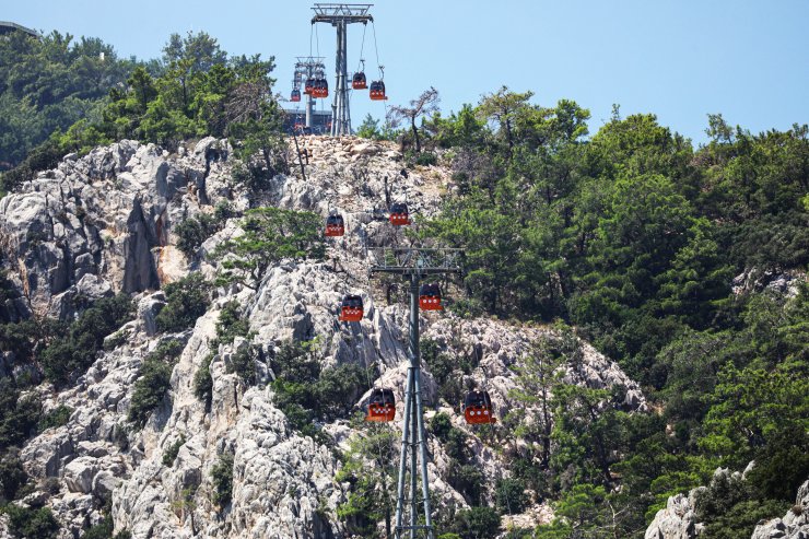 Tünektepe Teleferik yerli ve yabancıların gözdesi