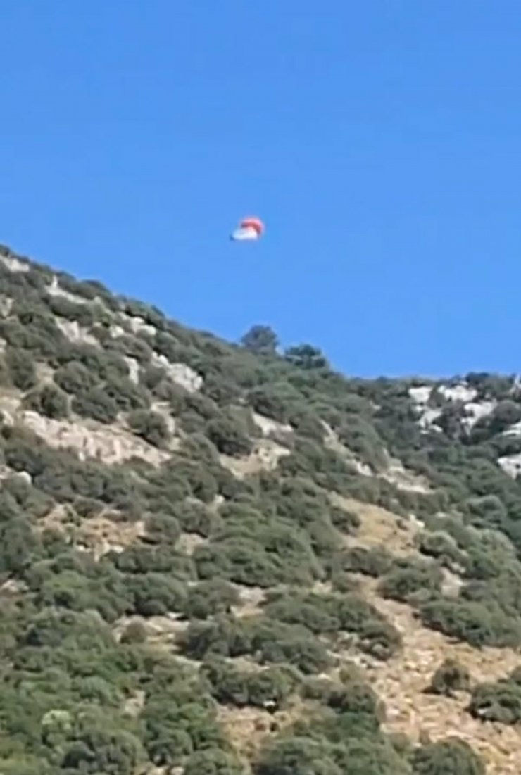 'Yedek paraşüt' hayatını kurtardı