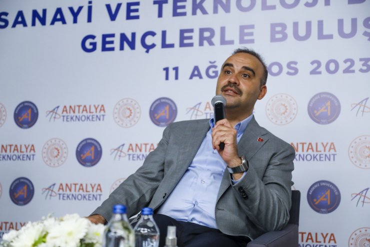 Bakan Kacır: Türkiye'nin Ar- Ge insan kaynağı 30 binden 200 bine çıktı