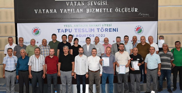 Yeşil Antalya Sanayi Sitesi'nde tapu sevinci