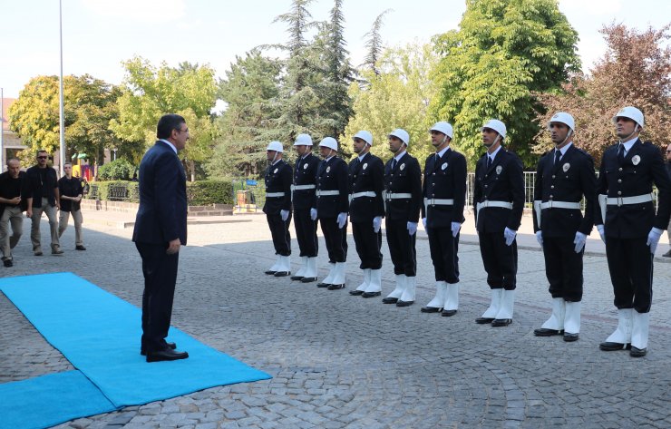 Cumhurbaşkanı Yardımcısı Yılmaz, Afyonkarahisar'da 