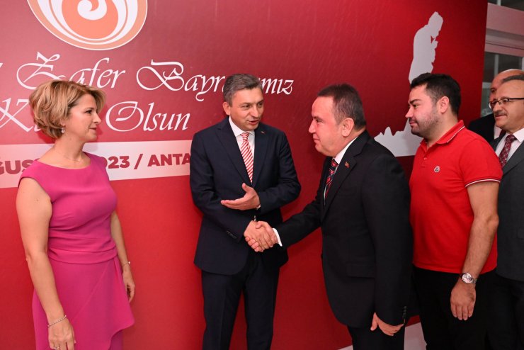 Antalya'da 30 Ağustos Zafer Bayramı resepsiyonu