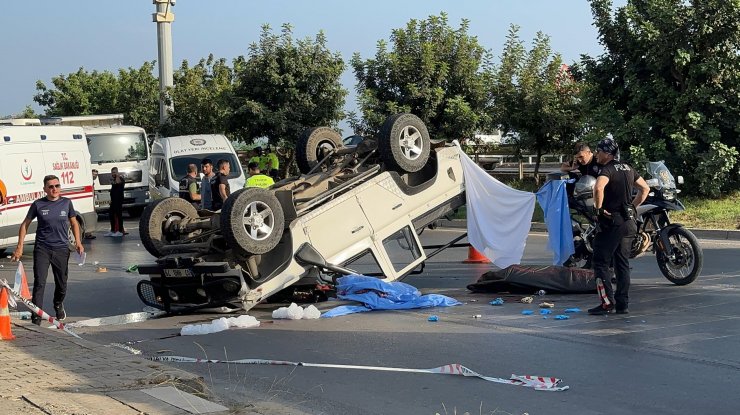 Alanya'da safari cipi devrildi; 1 kişi öldü, yaralılar var