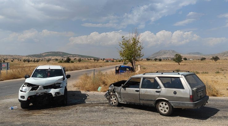 Korkuteli'de kaza: 6 yaralı 