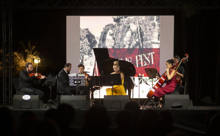 Phaselis'te Gökhan Aybulus ve Cameratalia Quintet konseri