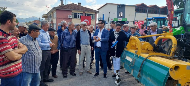 Bucak'ta çiftçilere trafik eğitimi